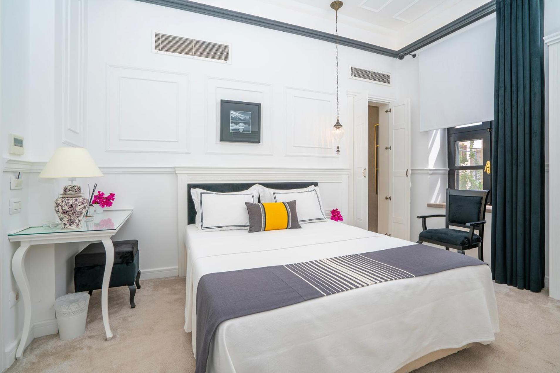 Siyah Lale Cunda 1841 (Adults Only) Hotel Ayvalik Exterior photo